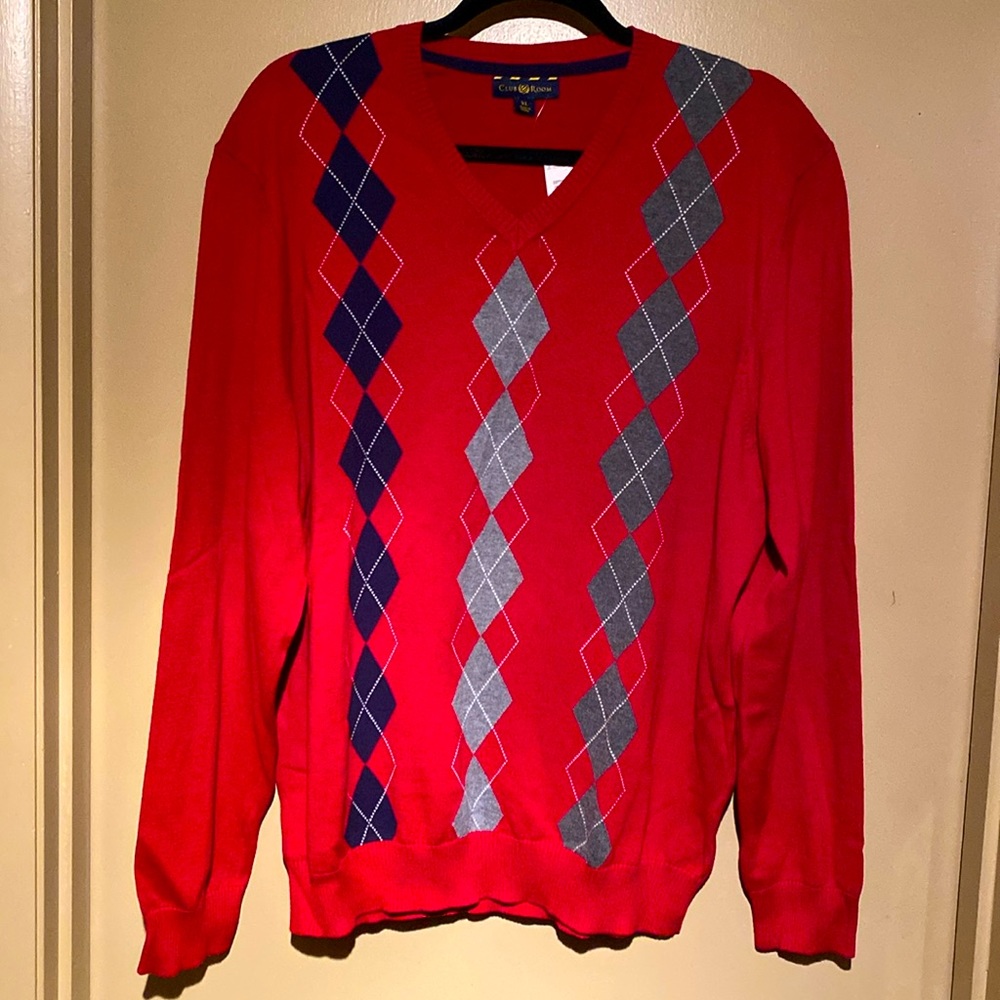 Club Room Men’s V-Neck sweater. XL